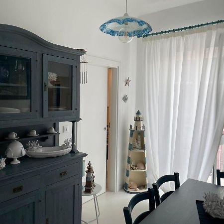 オストゥーニ Casa Azzurroヴィラ エクステリア 写真