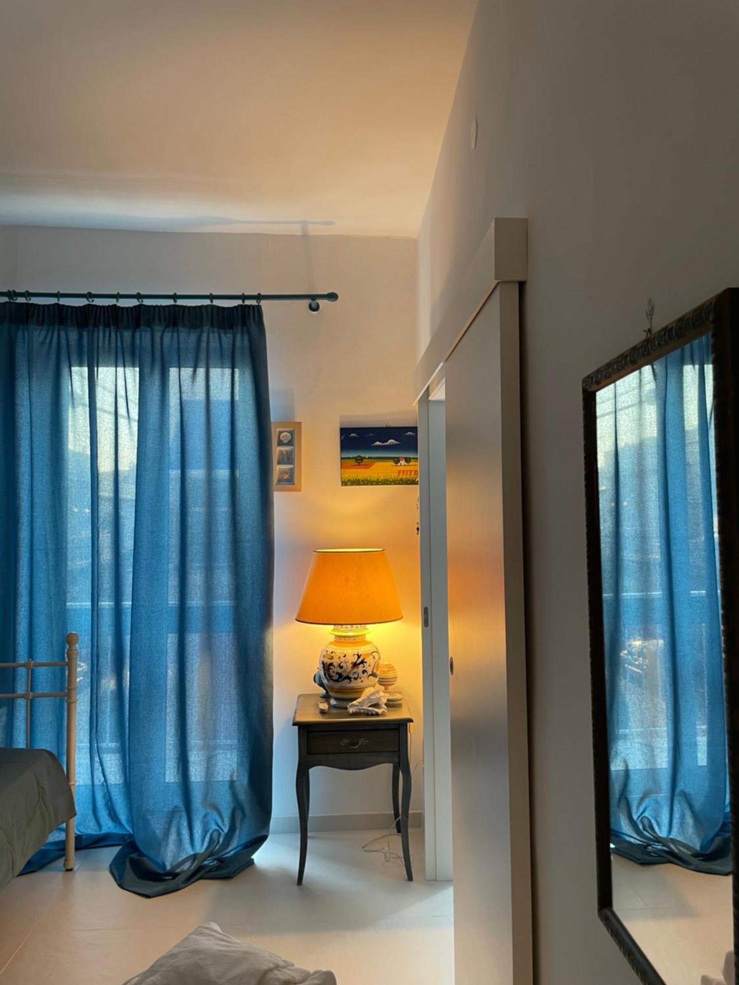 オストゥーニ Casa Azzurroヴィラ エクステリア 写真